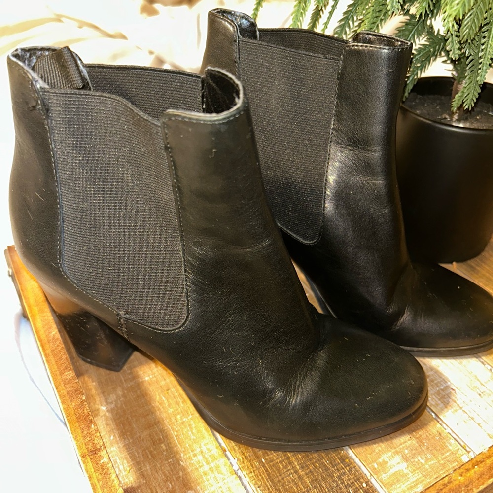 Michael Kors Black Leather Ankle Booties